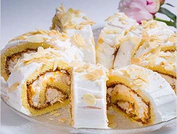 Ruladă cu frișcă și gem data-toggle=