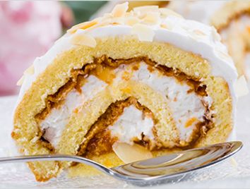 Ruladă cu frișcă și gem data-toggle=