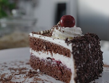 Tort Pădurea neagră data-toggle=